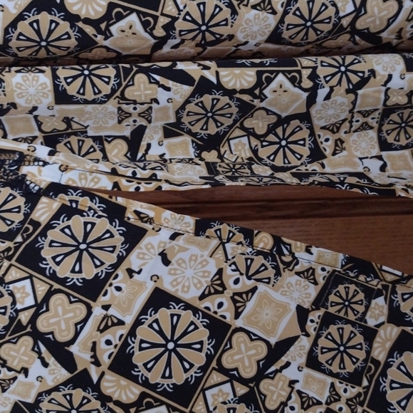 LuLaRoe Joy Best Size M - Picture 2 of 5